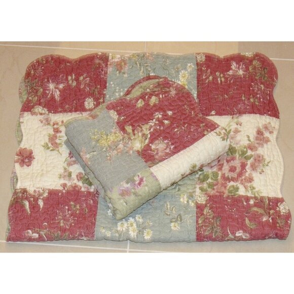 Brylane Home Multi-Color Floral Patchwork Quilted Pillow Shams Set of 2 - Picture 9 of 9